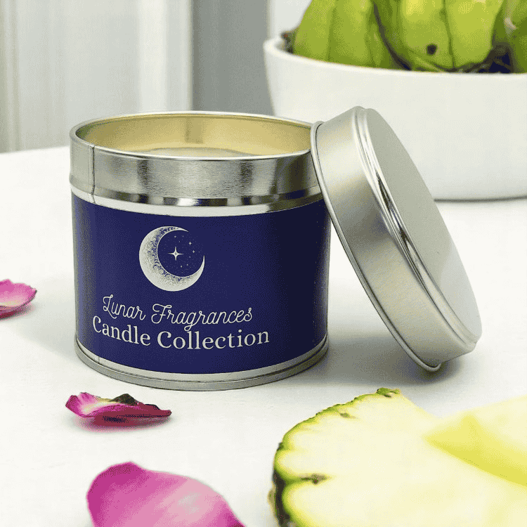 Rhubarb and rose candle